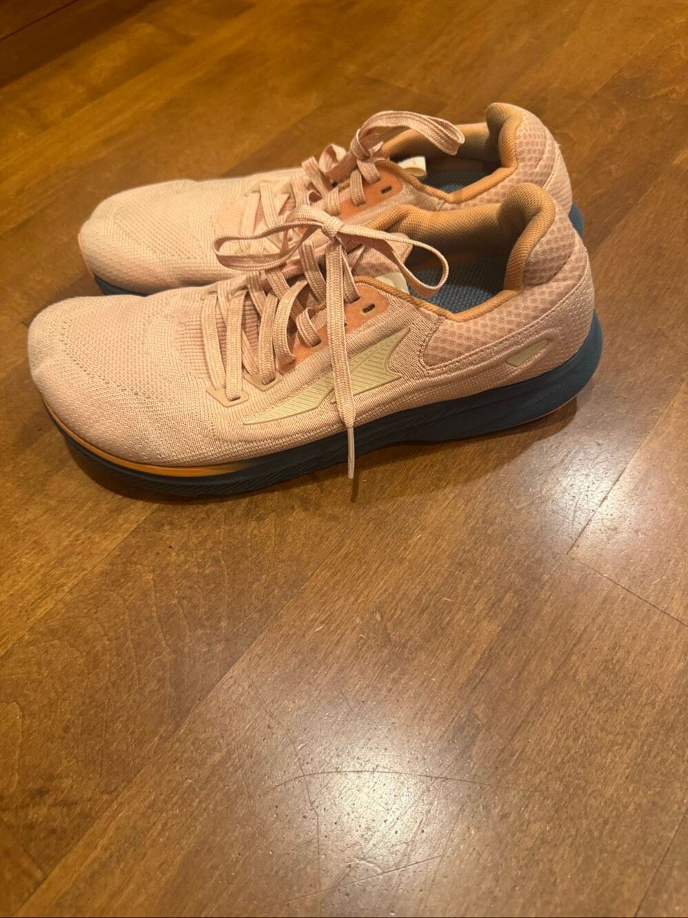 Altra Torin 7 Women’s Size 9 Pink Running Shoes Zero Drop Athletic Sneakers